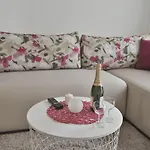 Lux Apartman Daria